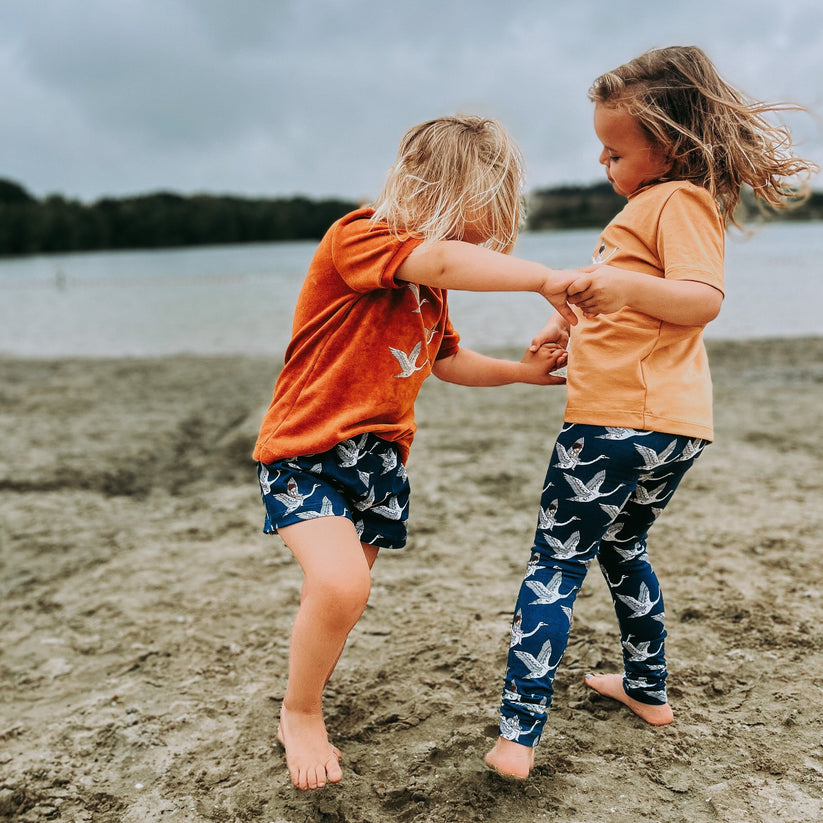 Swan Short - 8-10 Years