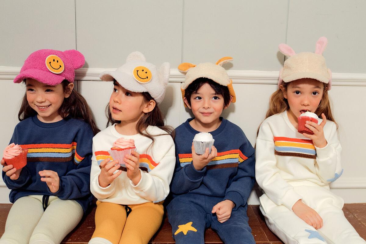 Rainbow Star Sweatshirt - NAVY - 6 Months