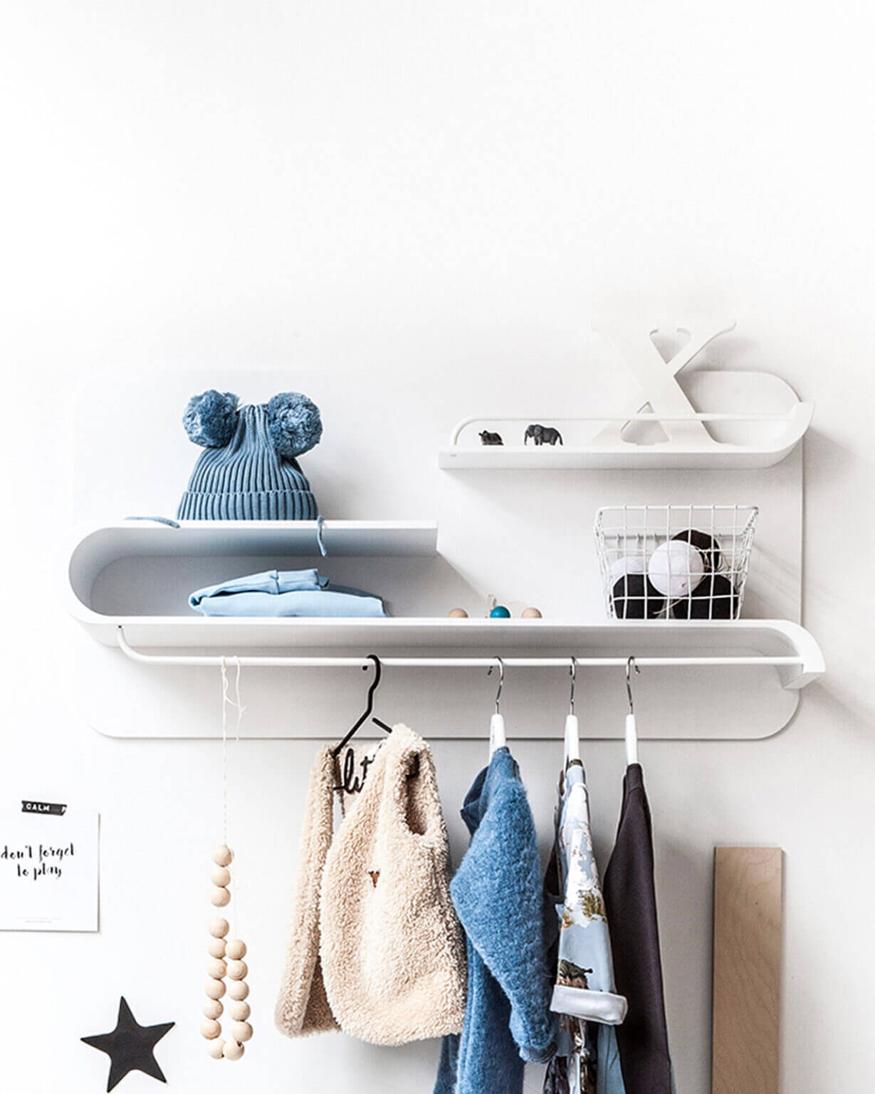 L Shelf - White On White