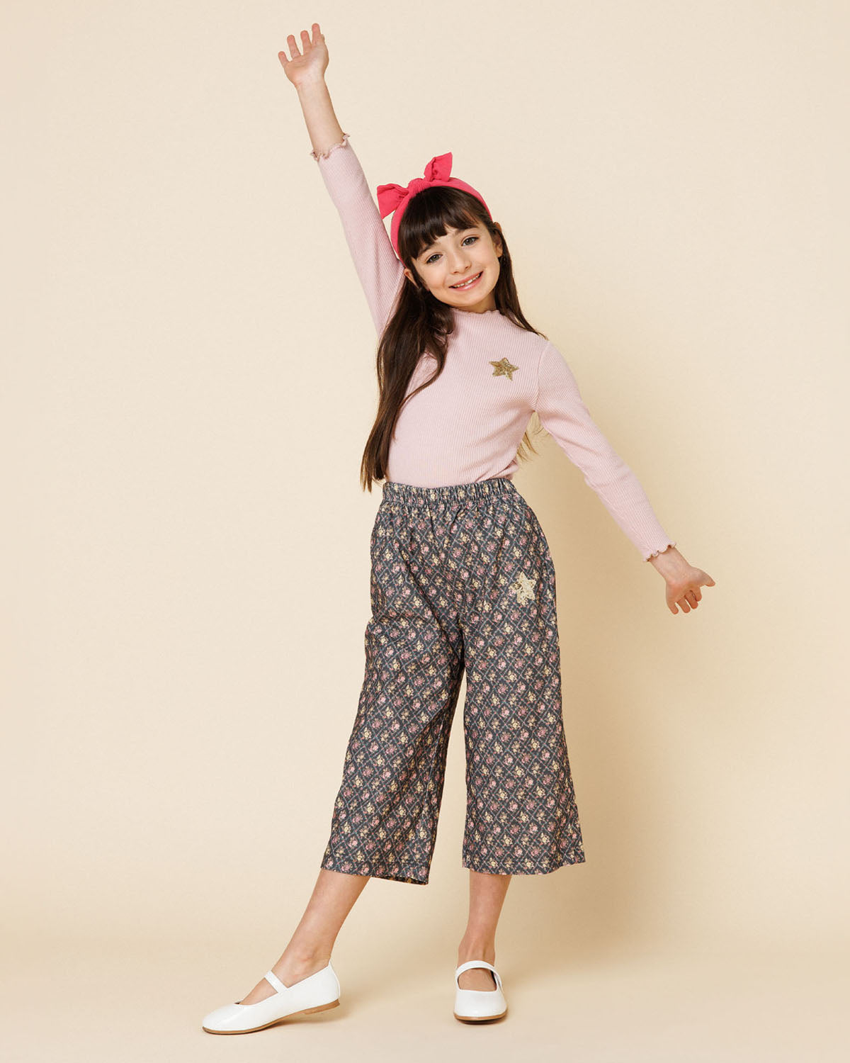 Ribbed Star Patched Top