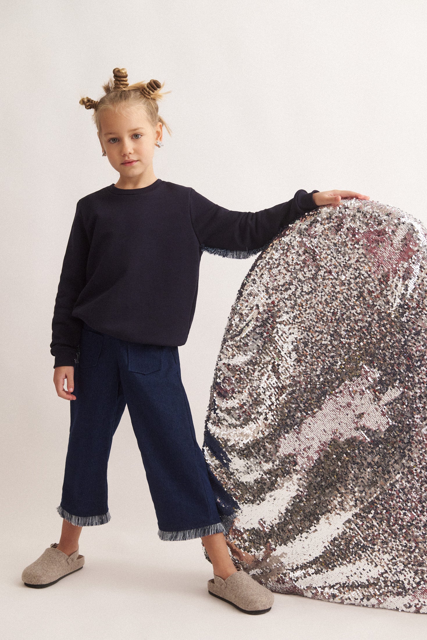 ALL THE BLUES FRINGES SWEATER