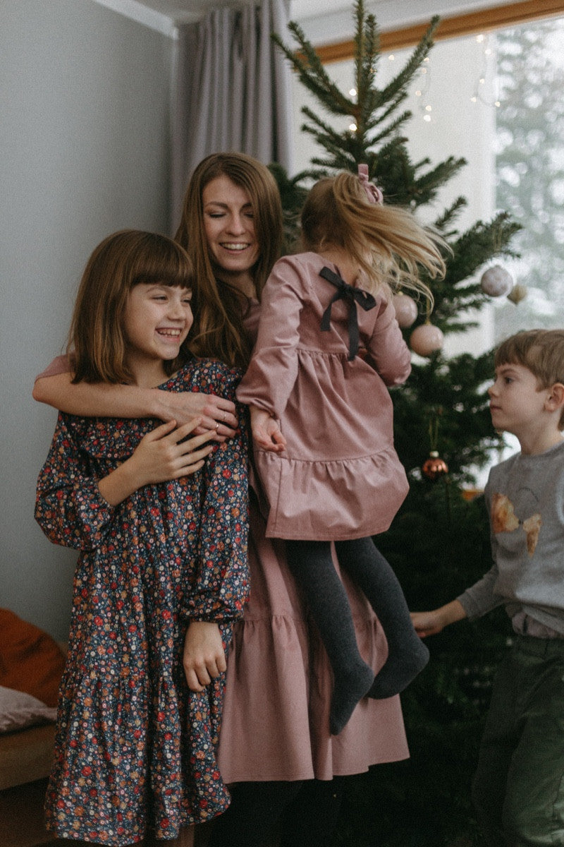 Floral Dress With Ruffles - Night Blue