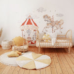 Marry Go Round Wallstickers