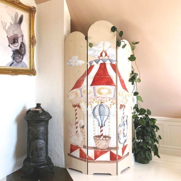 Marry Go Round Wallstickers